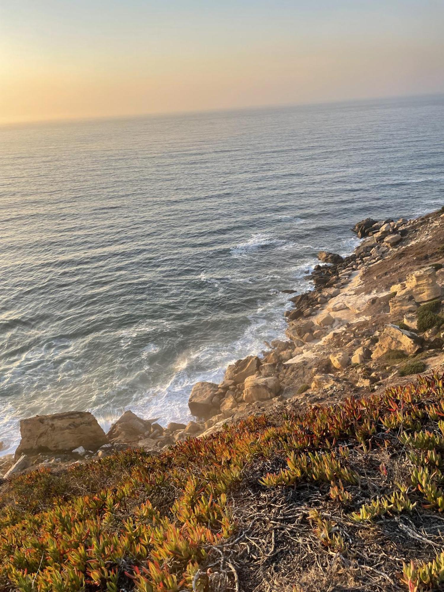 Bouro's Cliff *